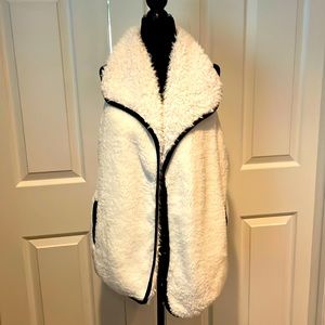 💨 Reversible Vest 💨